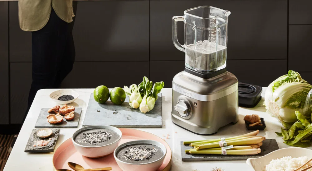 kitchenaid-standmixer-kuechenausstattung-haushalt-mixer-smoothie-rot