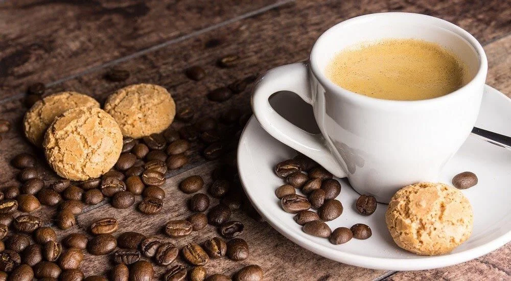 Espressountertasse Weiß