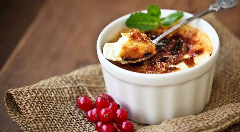 Dessertschale-mit-Creme-Brulee