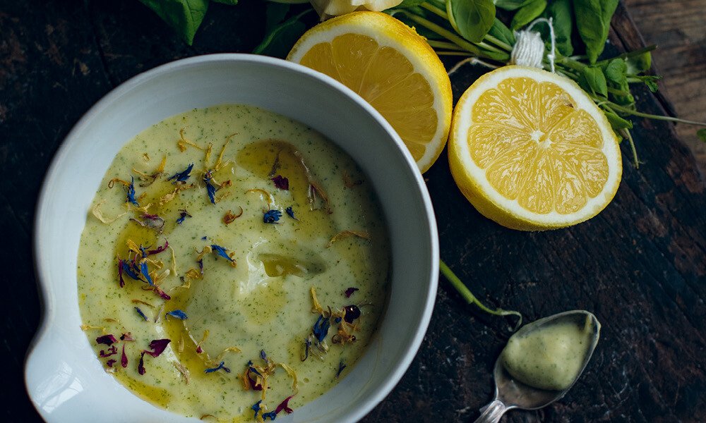 tischwelt-rezept-kokosmilch-smoothie-mit-mango-und-minze-sofias-kuechenglueck-christian-verlag-kochbuch-