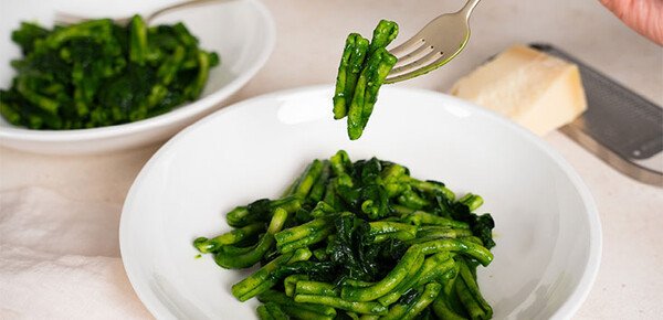 Winterliche Schwarzkohl-Pasta