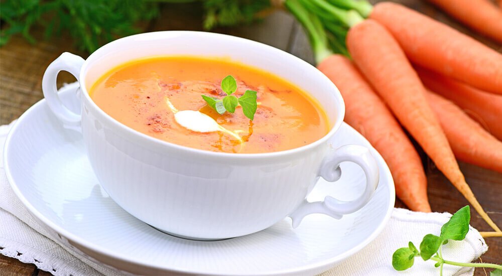 Suppentasse mit Henkel