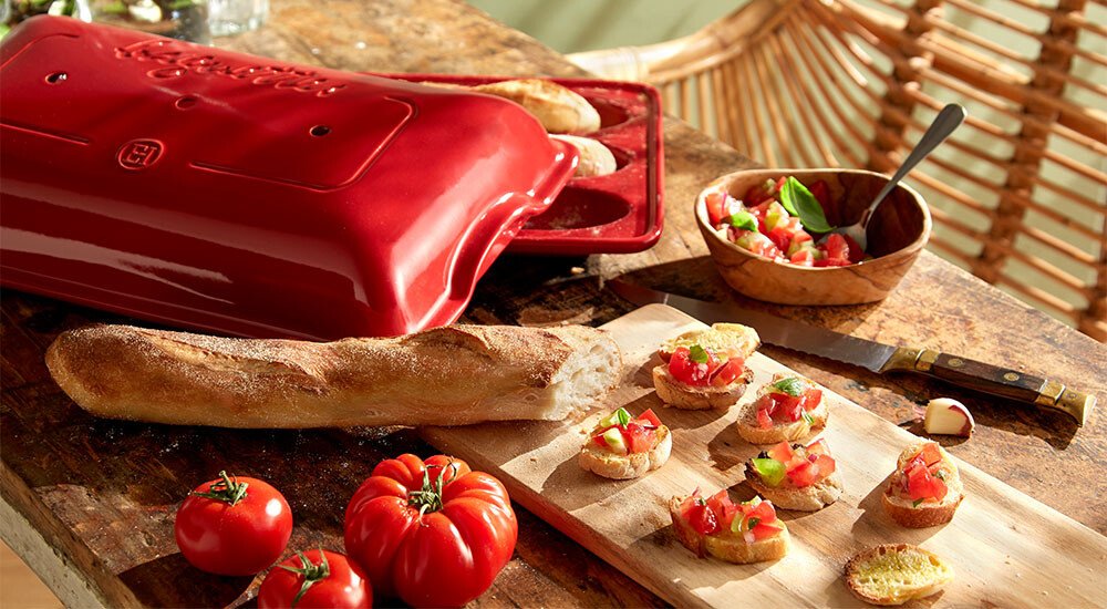 emile-henry-baguette-backform-keramik-kochgeschirr